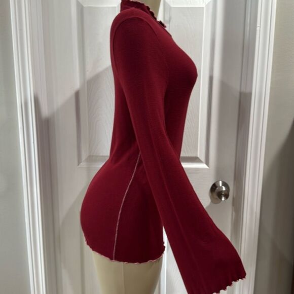 THREE DOTS RIBBED SWEATER. - Picture 4 of 8